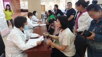 全國婦聯“健康中國·母親行動-關愛女性健康中國行”走進化德縣，助力女性健康素養提升